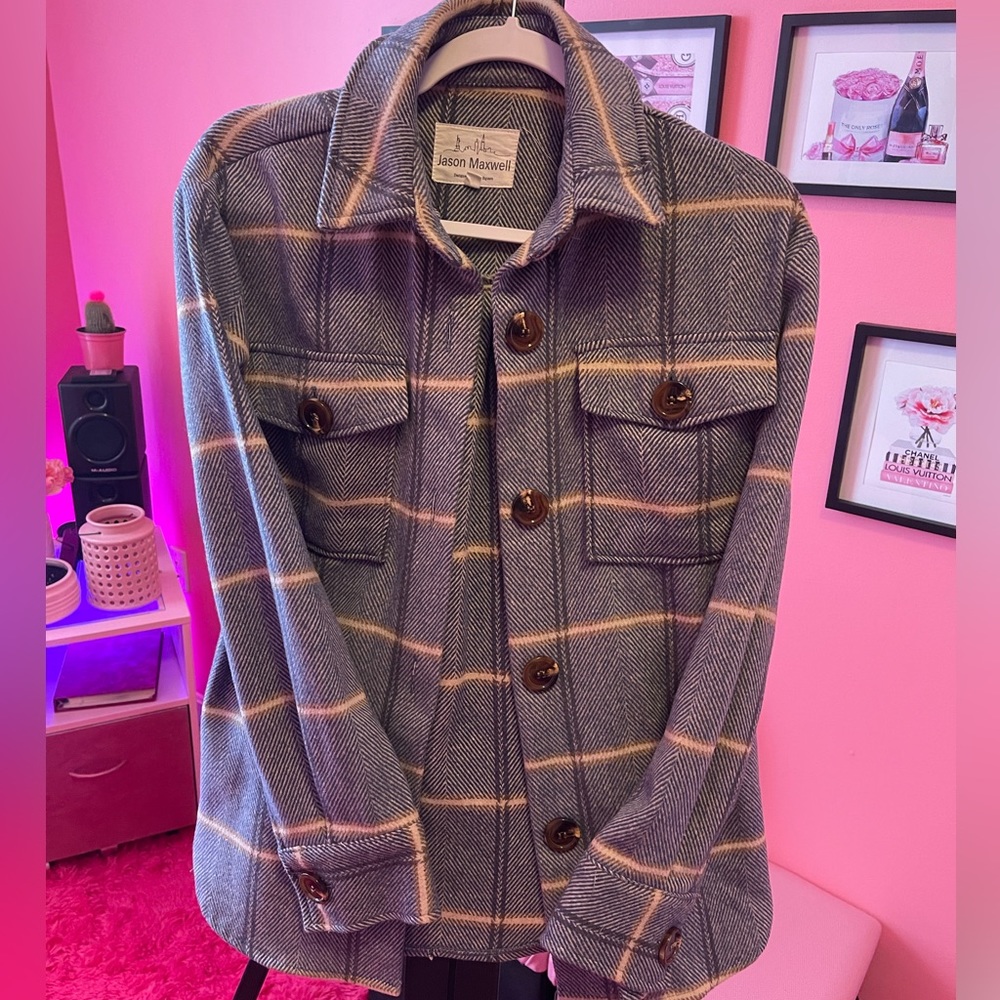FLANNEL LIGHTWEIGHT JACKET (GENTLY USED)